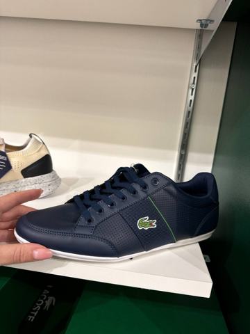 Lacoste · Тёмно-синие кожаные кеды