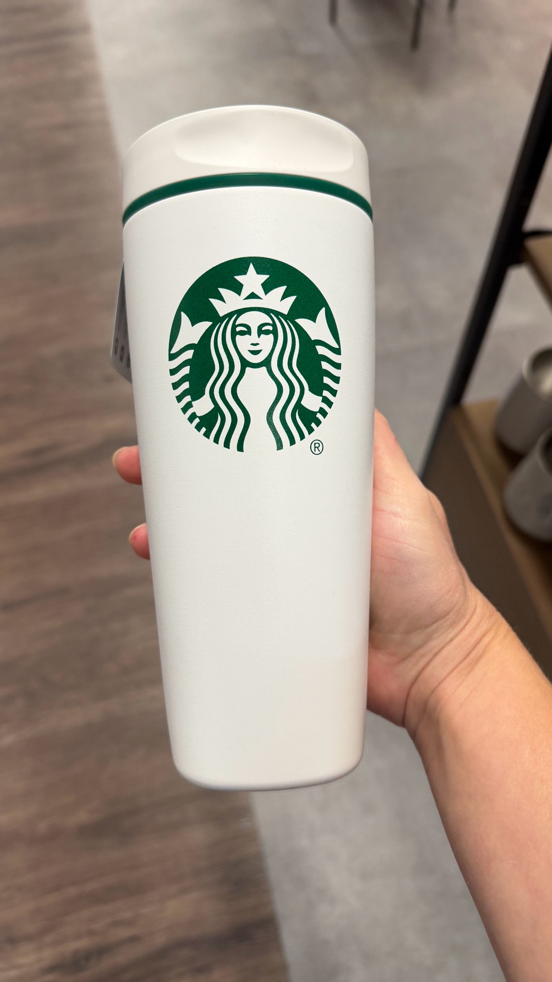 Starbucks: кружки и тамблеры