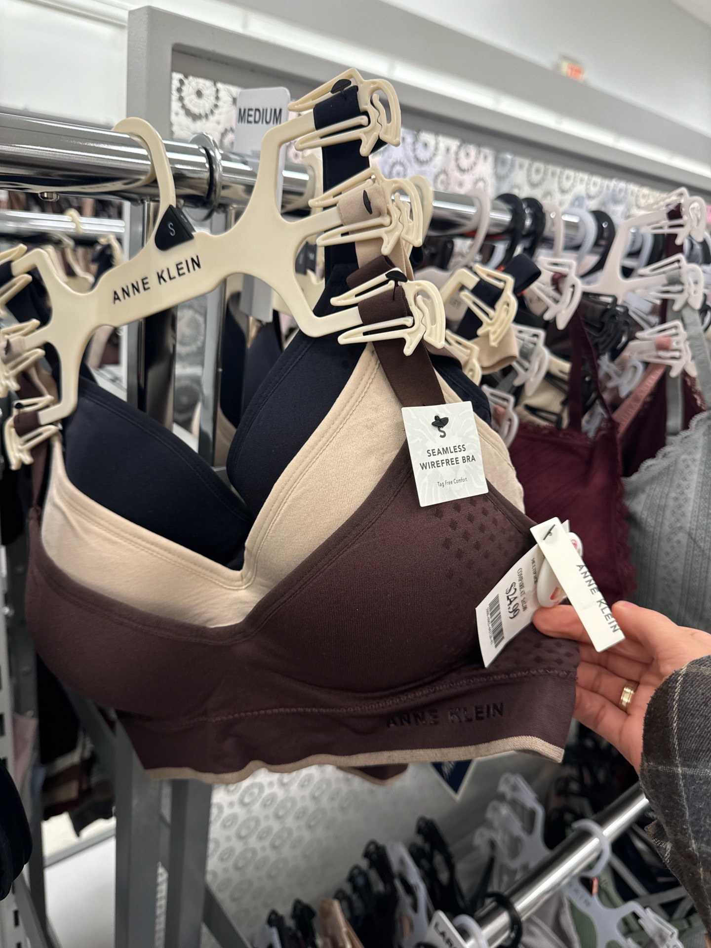 бесшовный бюстгальтер без косточек от Anne Klein из комплекта в коричневых, бежевых и темно-синих тонах