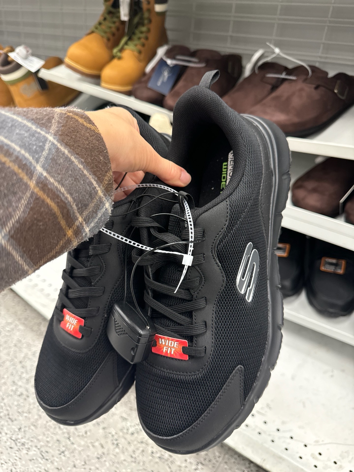 мужские черные кроссовки Skechers 