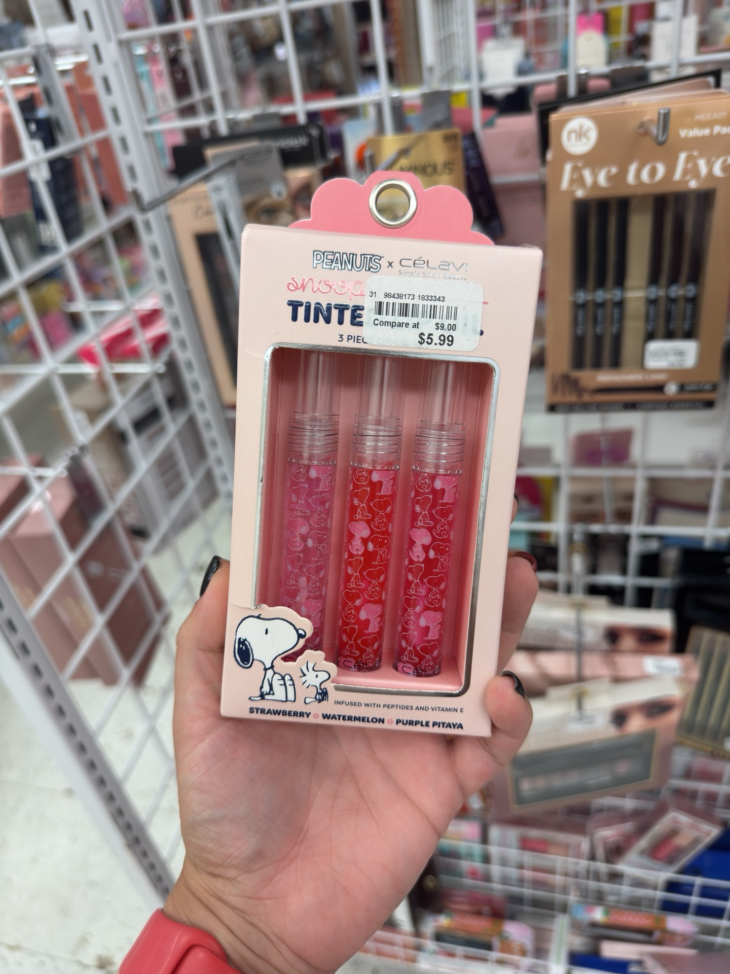 Celavi Peanuts Lip Oil