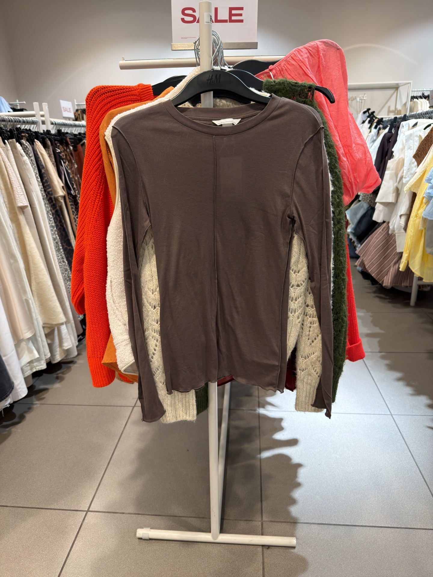 · H&M