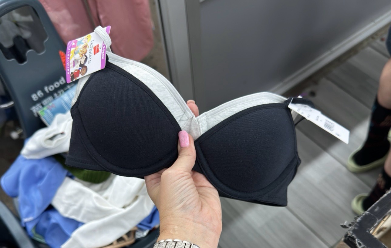 Комплект из 2 подростковых бюстгальтеров Hanes, размер 32A