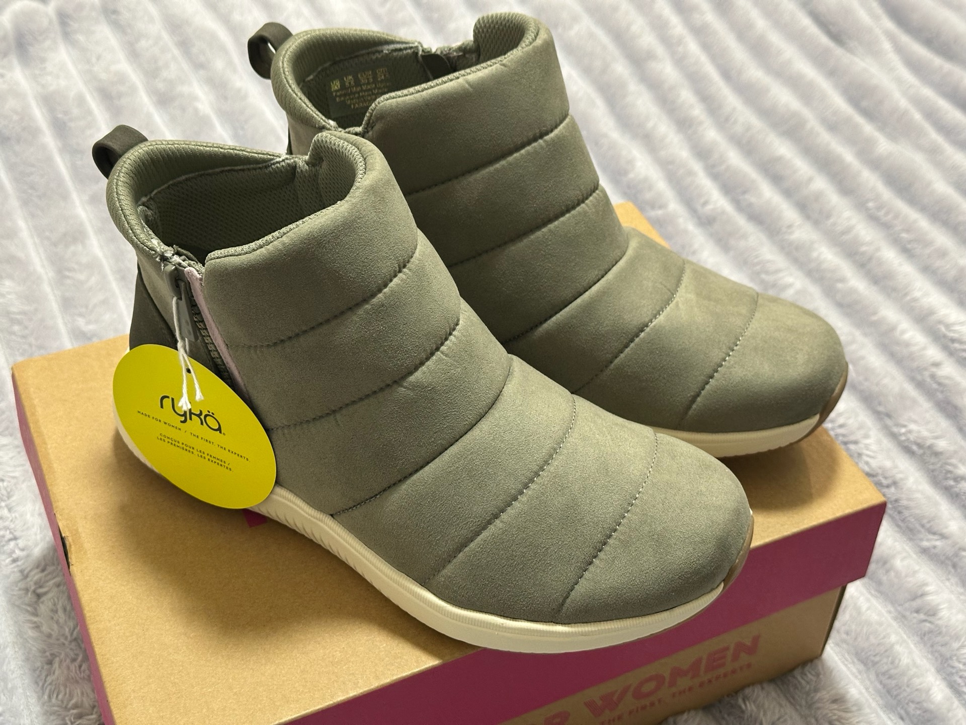 Ryka Paragon Water-Repellent Booties — Vetiver Green — Women’s Size 8 — NEW