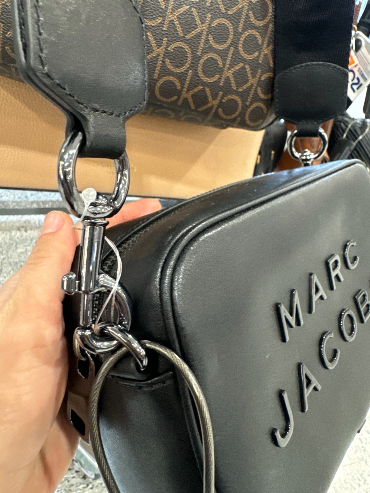 женская сумка кросс-боди Marc Jacobs 