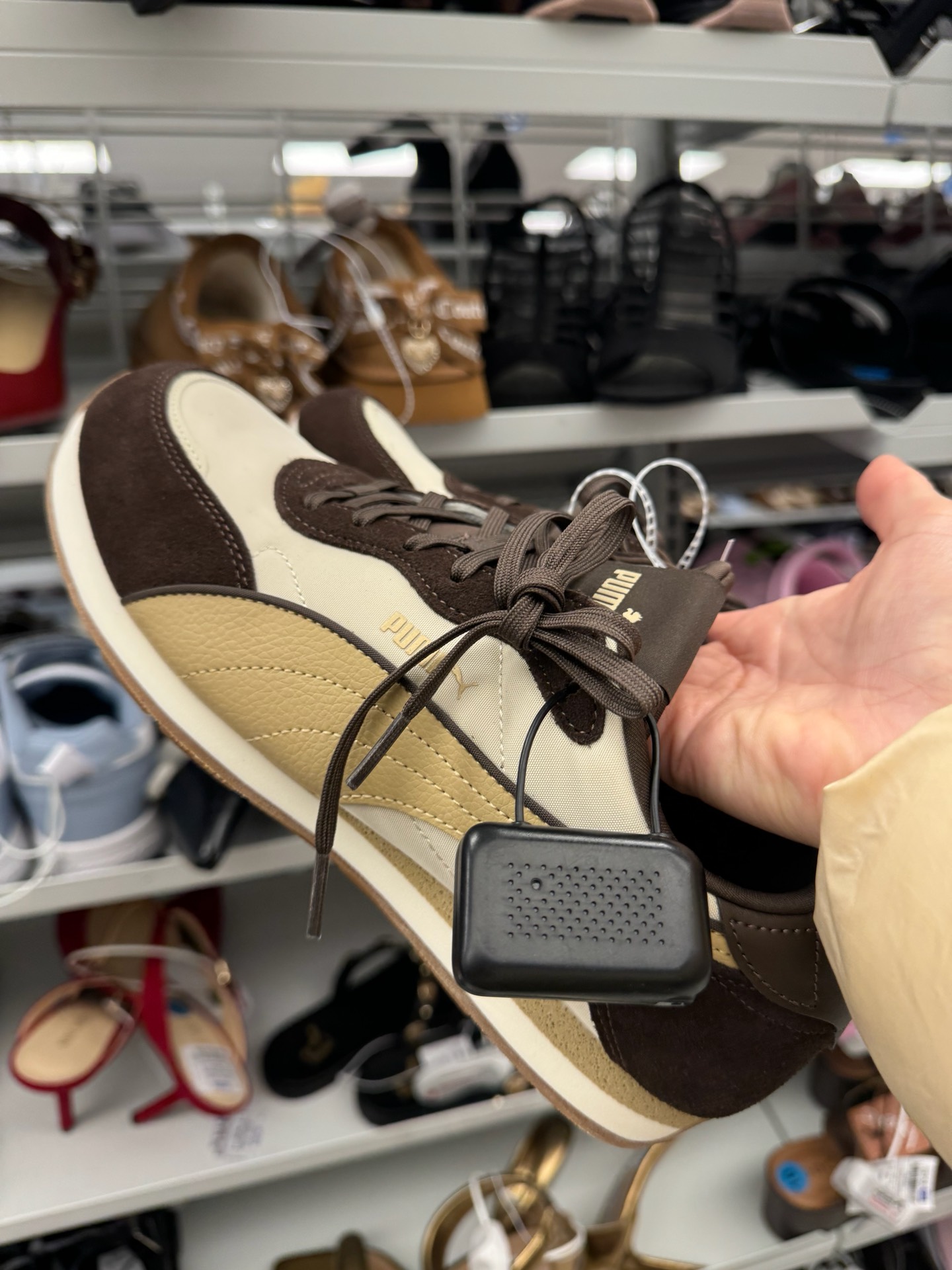 женские кроссовки PUMA